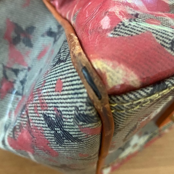 Vintage Louis Vuitton patent coated bag - Picture 5 of 15